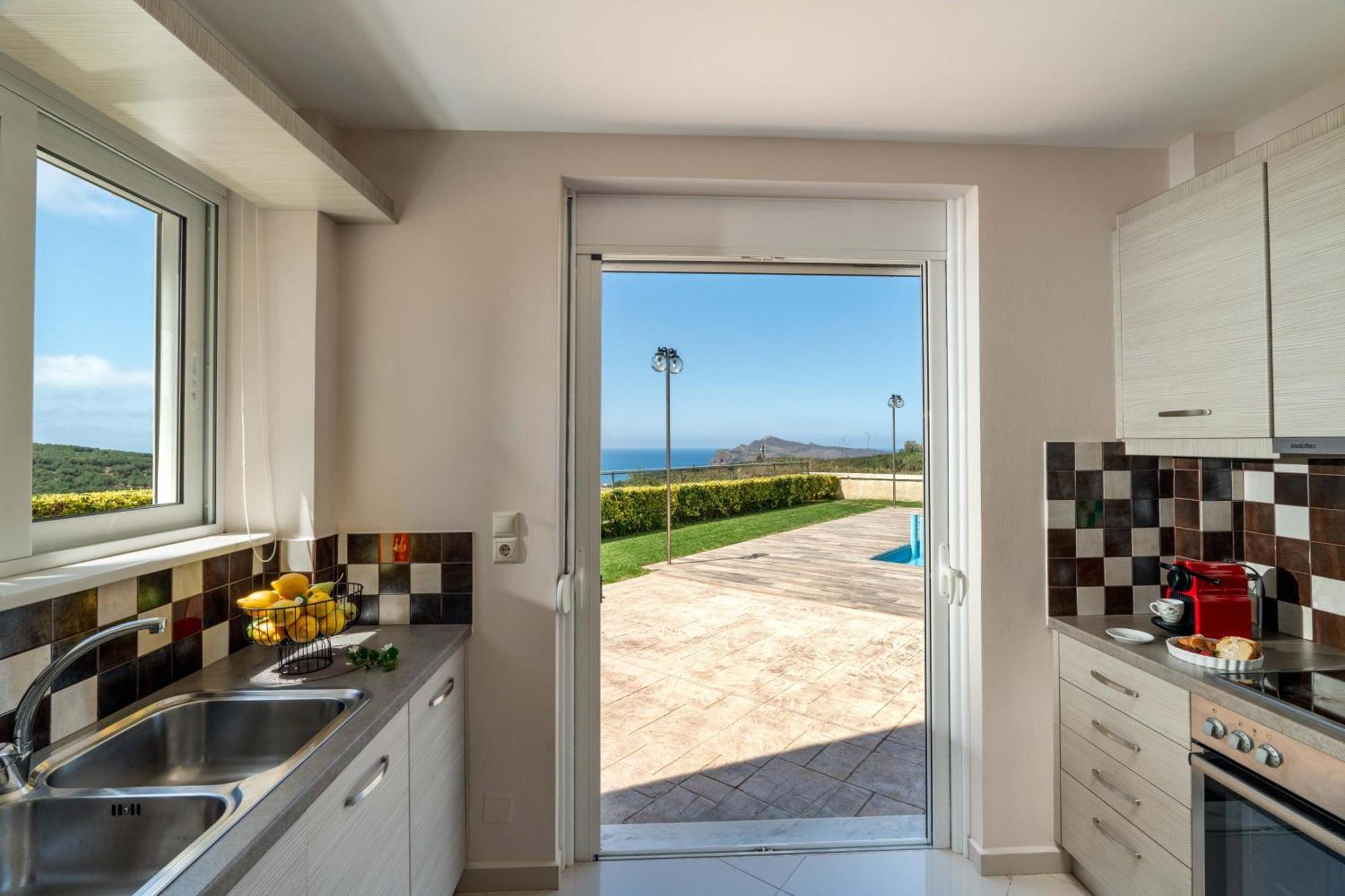 Villa Ariella With Sea View Agia Marina Zewnętrze zdjęcie
