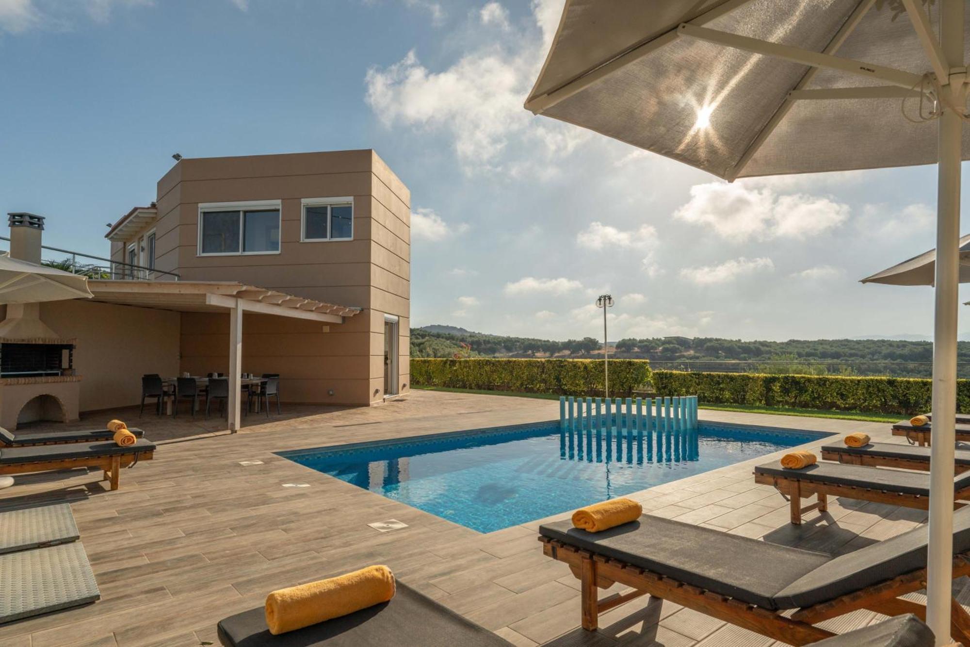 Villa Ariella With Sea View Agia Marina Zewnętrze zdjęcie